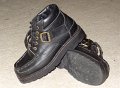 Hiking-Boots-2_800